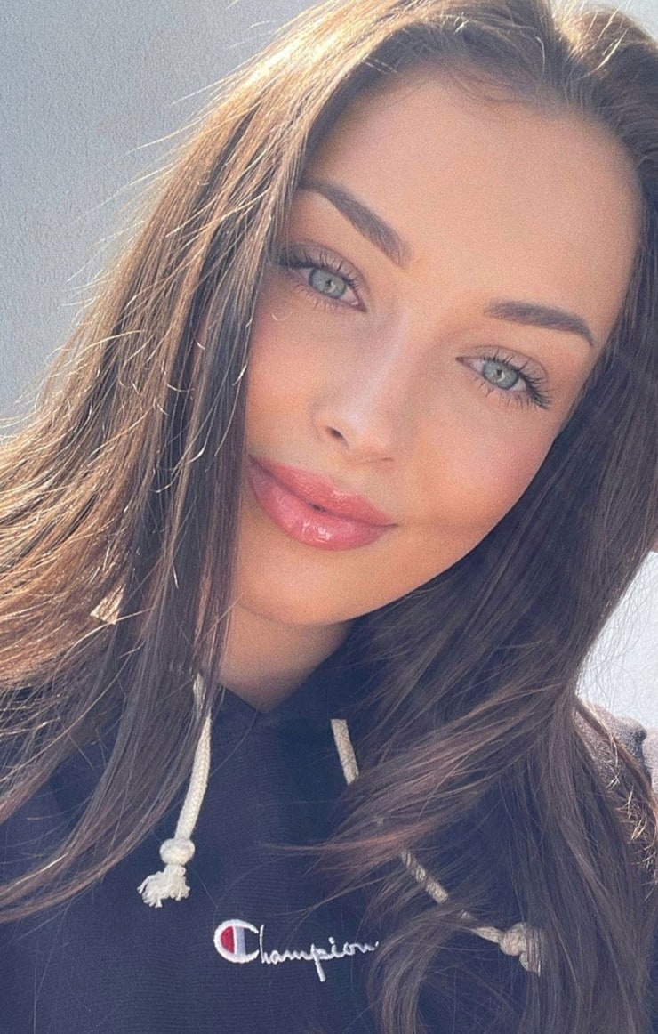 Ola Przywitowska.