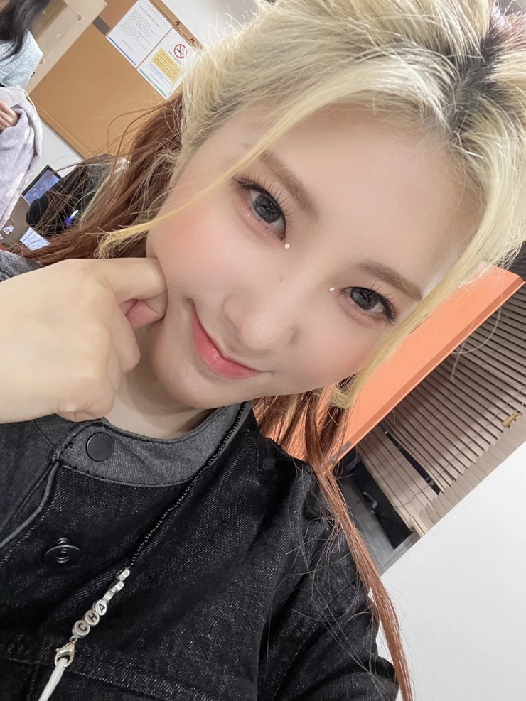 Chaeyoung Lee