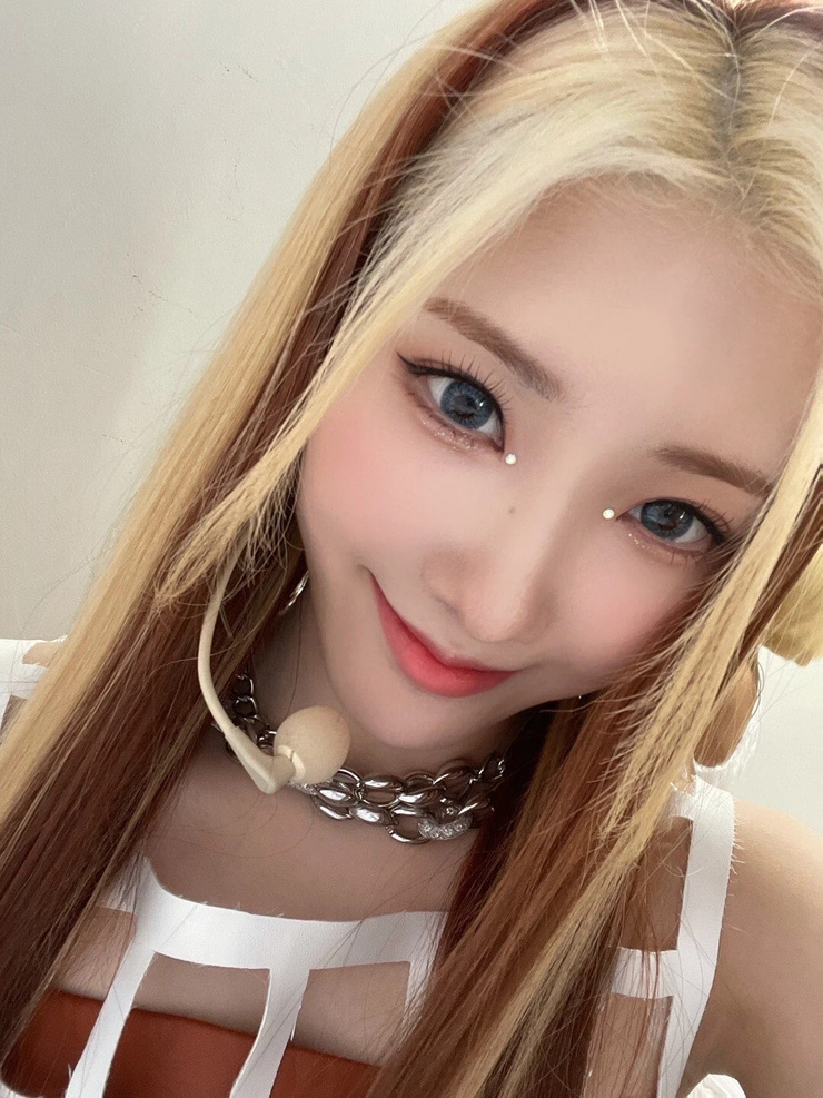 Chaeyoung Lee