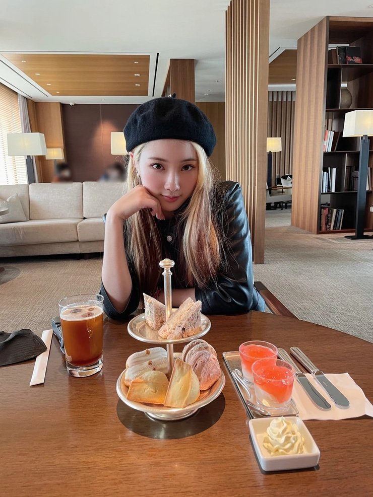 Chaeyoung Lee