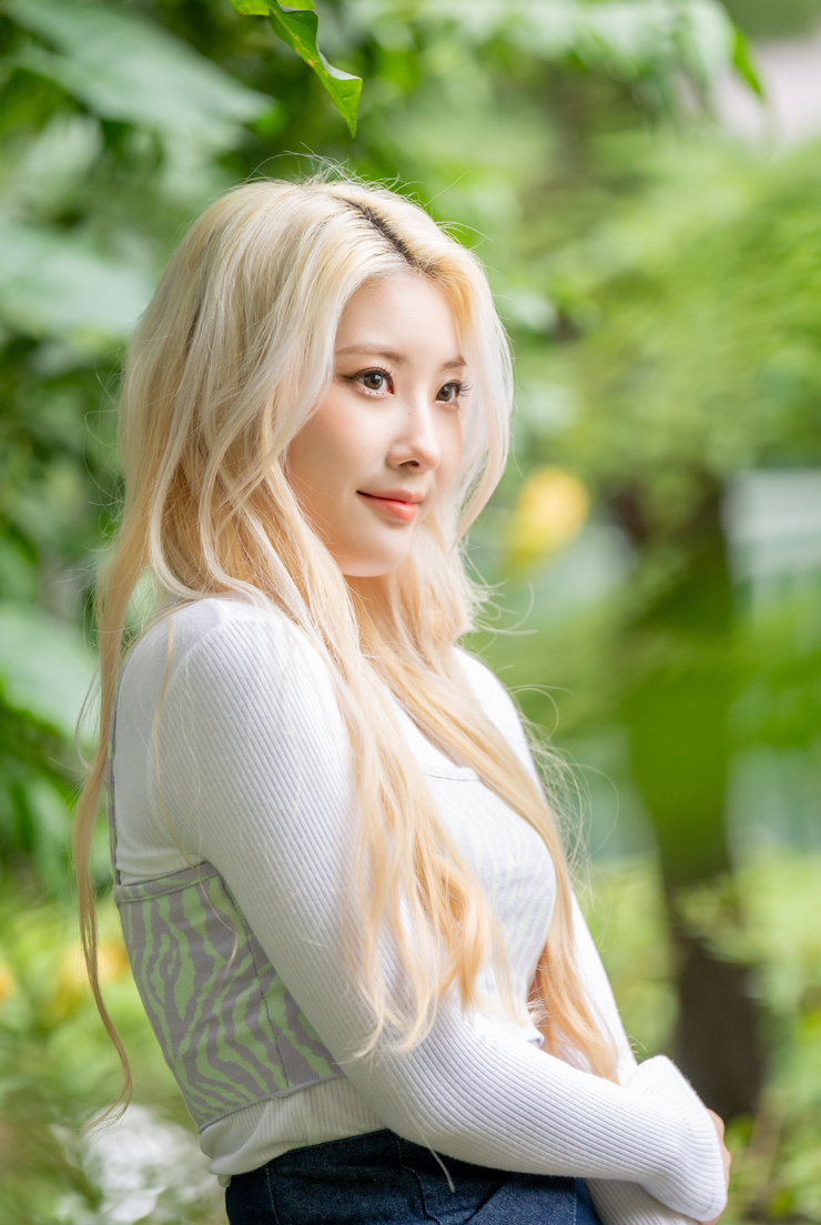Chaeyoung Lee