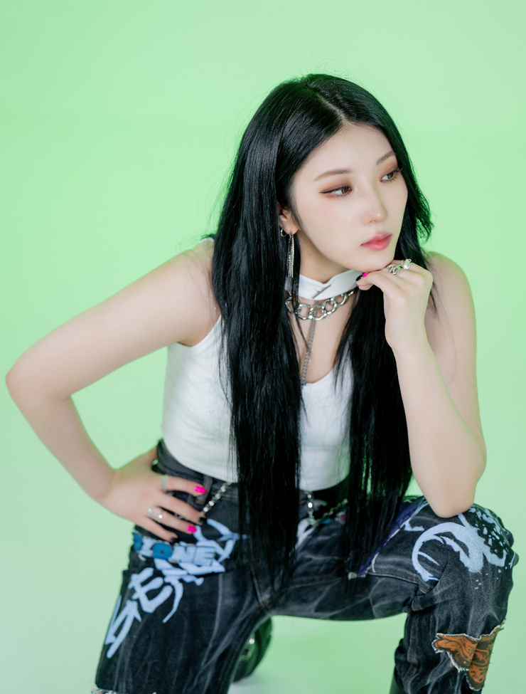 Chaeyoung Lee