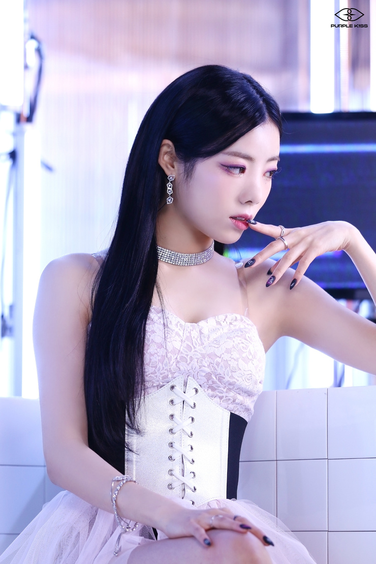 Go-eun Na