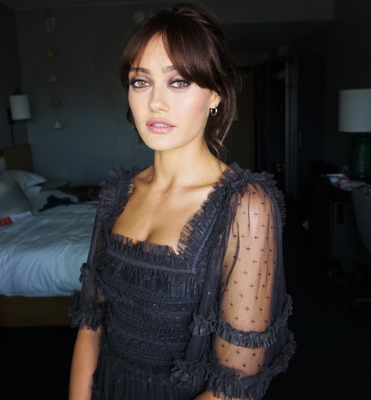Ella Purnell Ella Purnell
