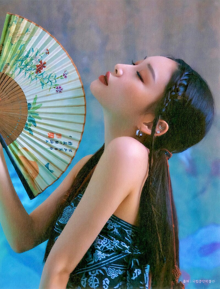 Chung-ha Kim Chung-ha Kim