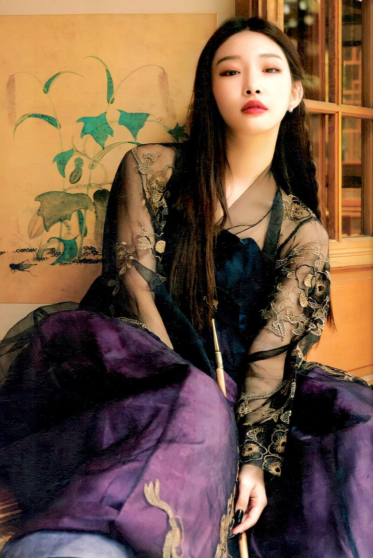 Chung-ha Kim Chung-ha Kim