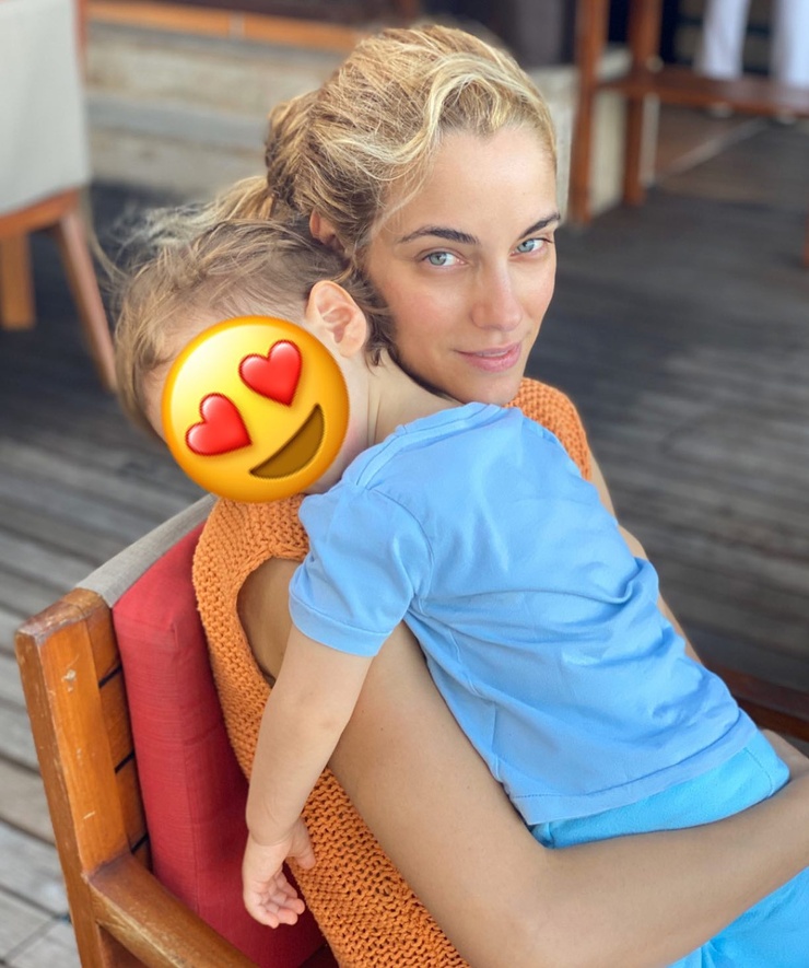 Doukissa Nomikou Doukissa Nomikou