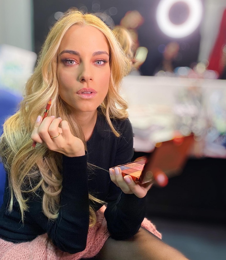 Doukissa Nomikou Doukissa Nomikou