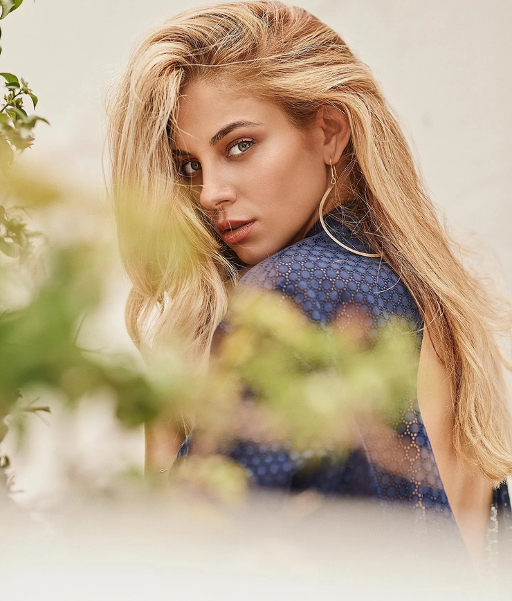 Doukissa Nomikou Doukissa Nomikou
