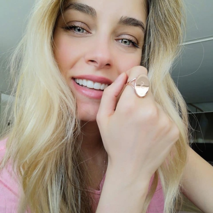 Doukissa Nomikou Doukissa Nomikou