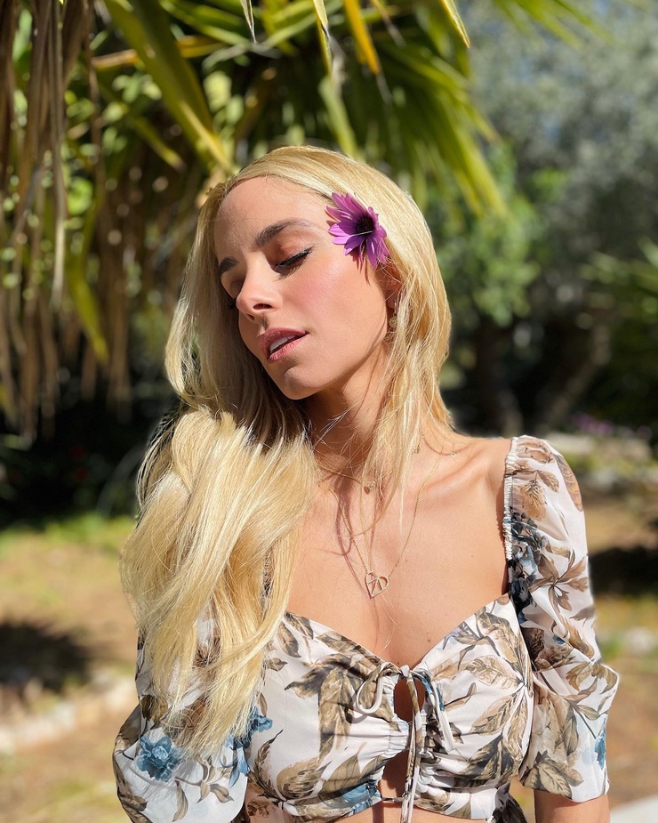 Doukissa Nomikou Doukissa Nomikou