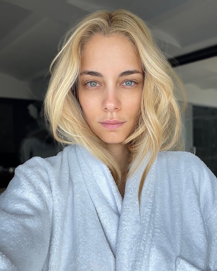 Doukissa Nomikou Doukissa Nomikou