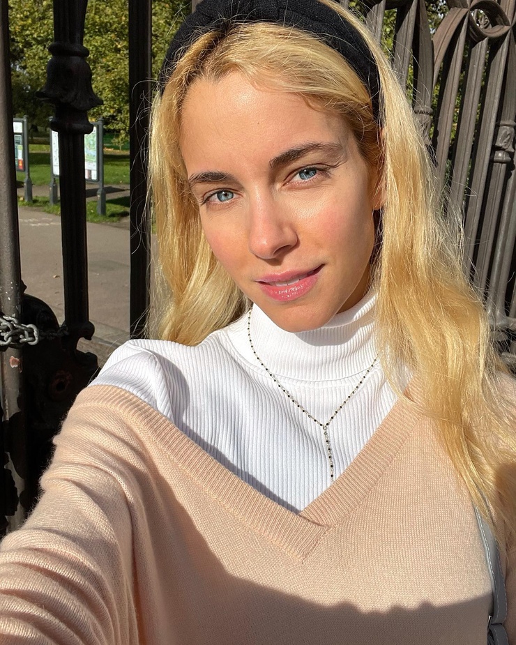 Doukissa Nomikou Doukissa Nomikou
