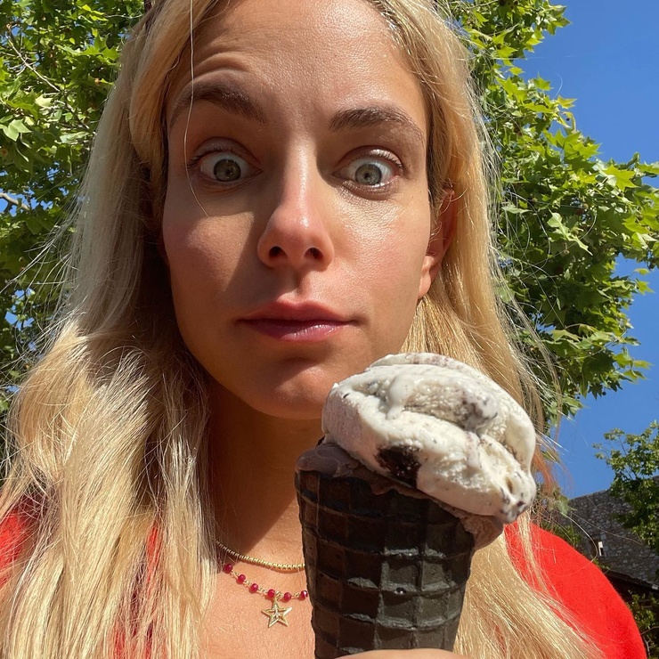 Doukissa Nomikou Doukissa Nomikou