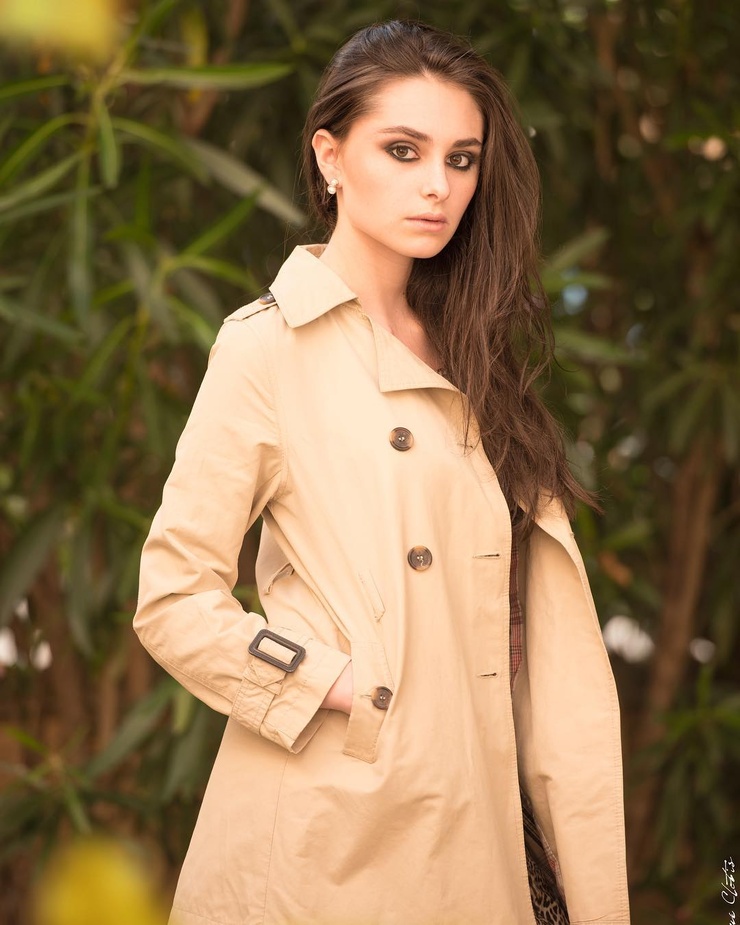 Esther Abrami