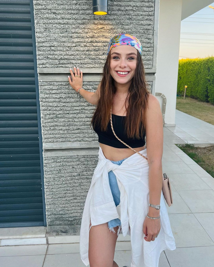 Ilayda Alisan