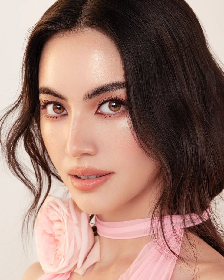 Picture of Davika Hoorne