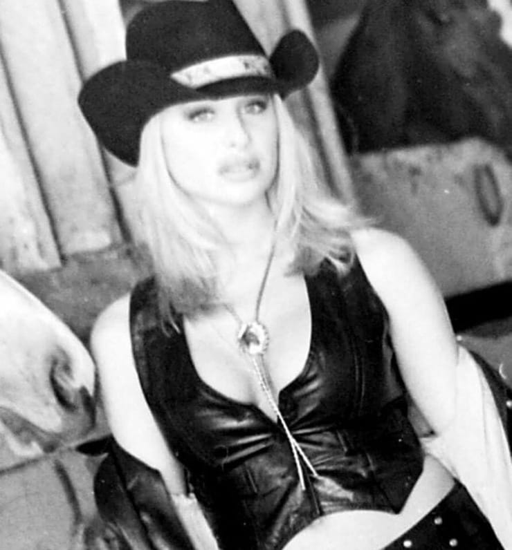 Bobbie Brown