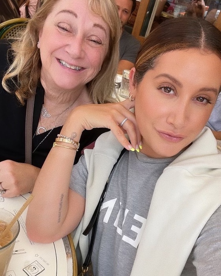 Ashley Tisdale
