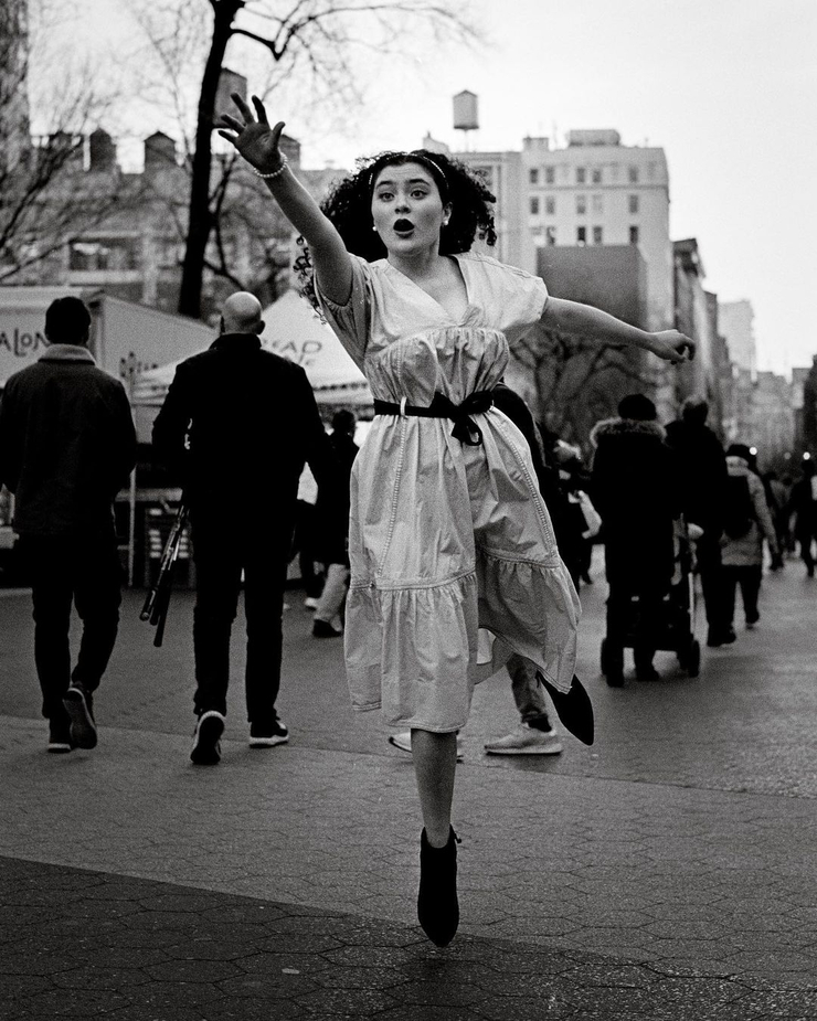 Picture of Lilla Crawford