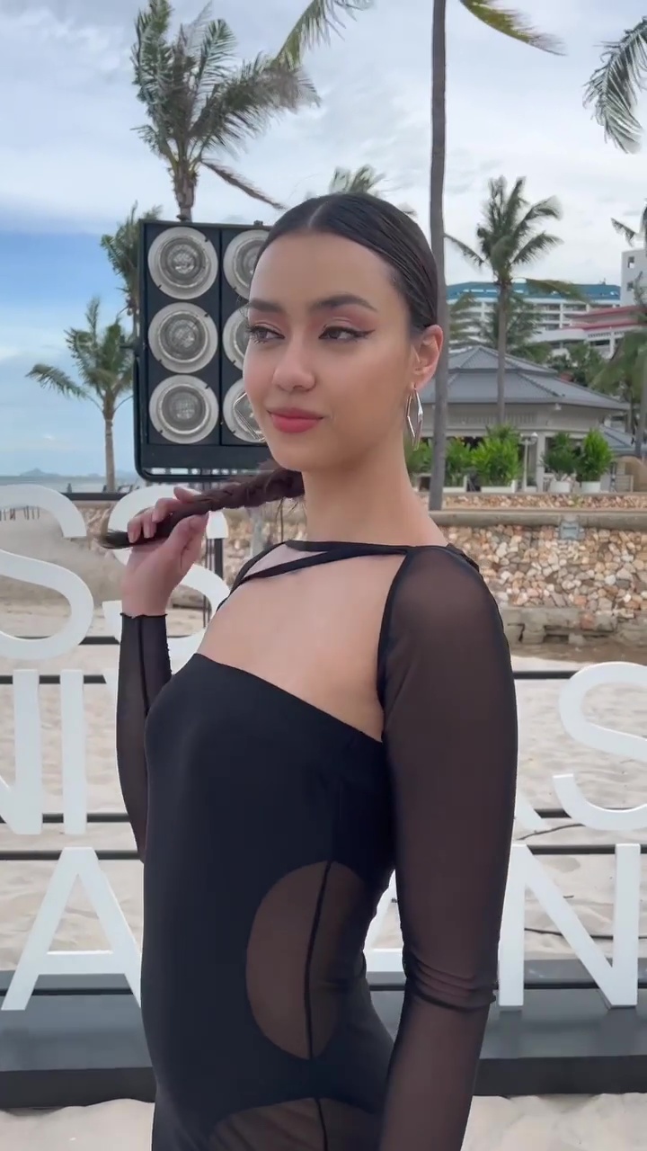 Amanda Obdam