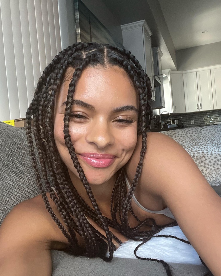 Ally Renee