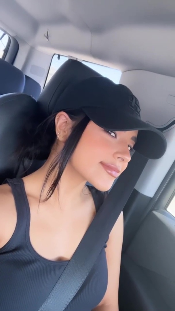 Becky G.
