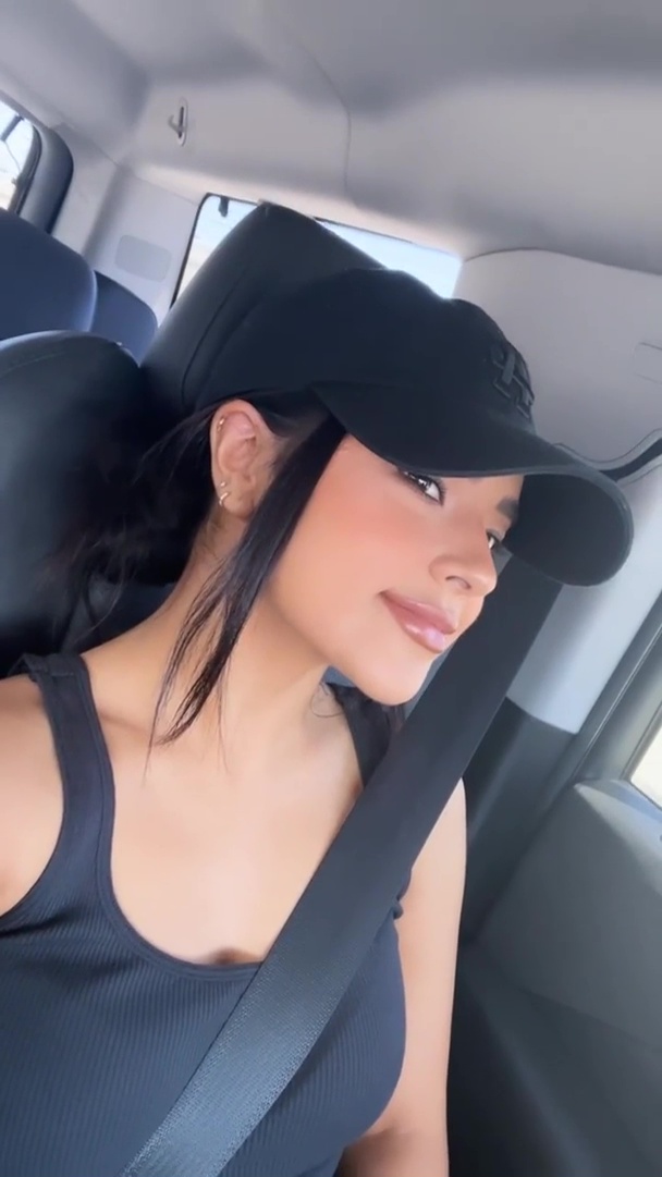 Becky G.