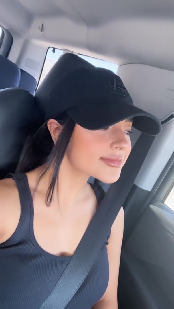 Becky G.