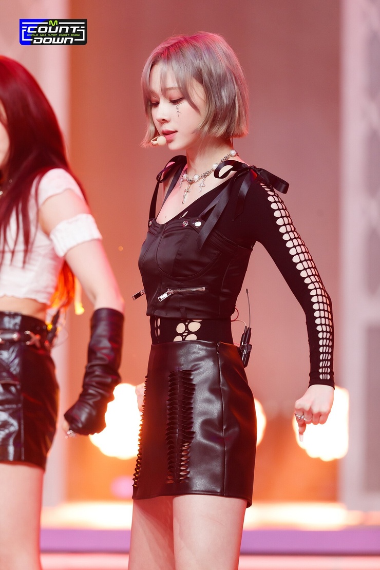Min-Jeong Kim