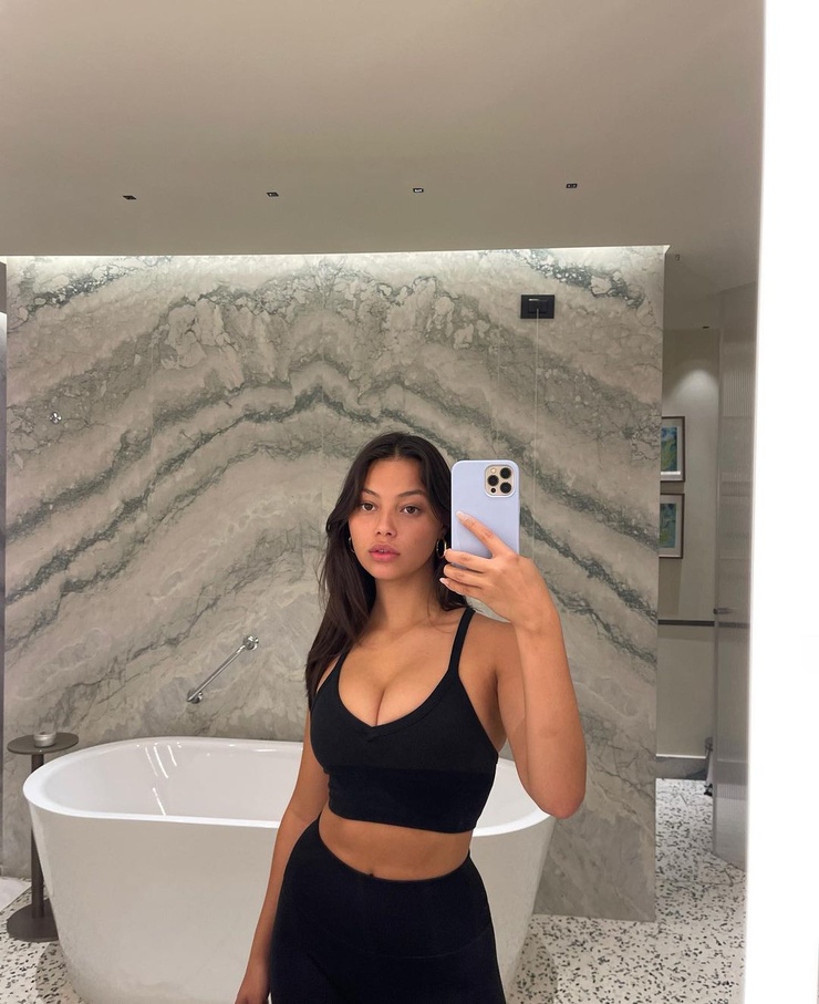 Fiona Barron Fiona Barron