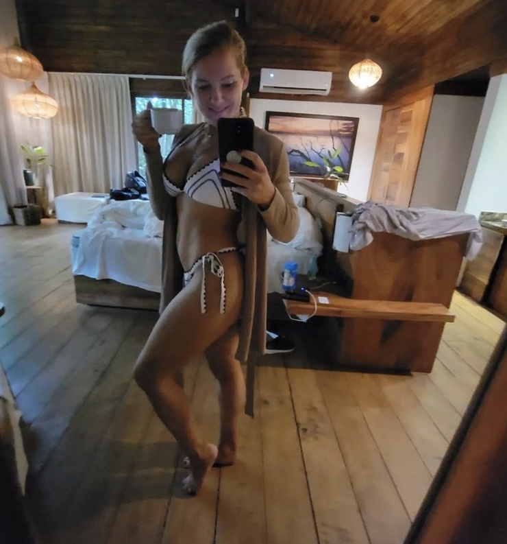 Lacey Evans