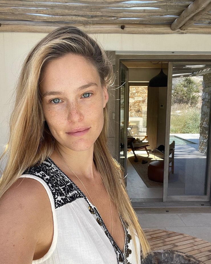 Picture of Bar Refaeli