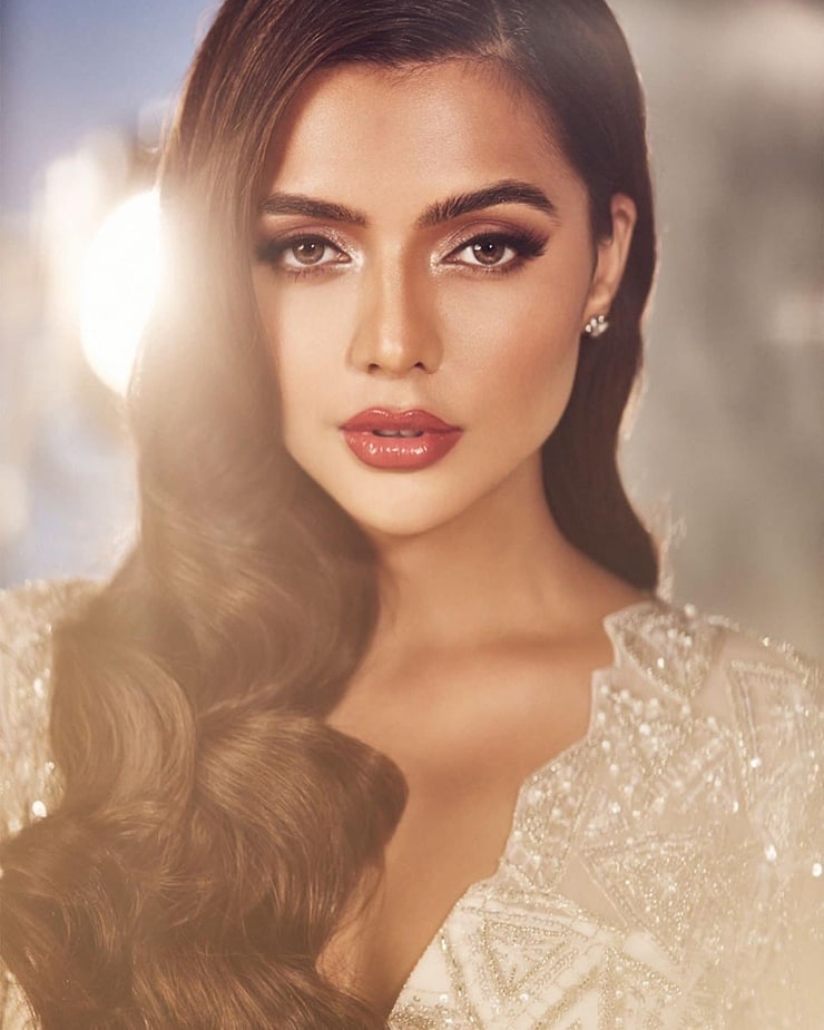 Ruhi Singh Ruhi Singh