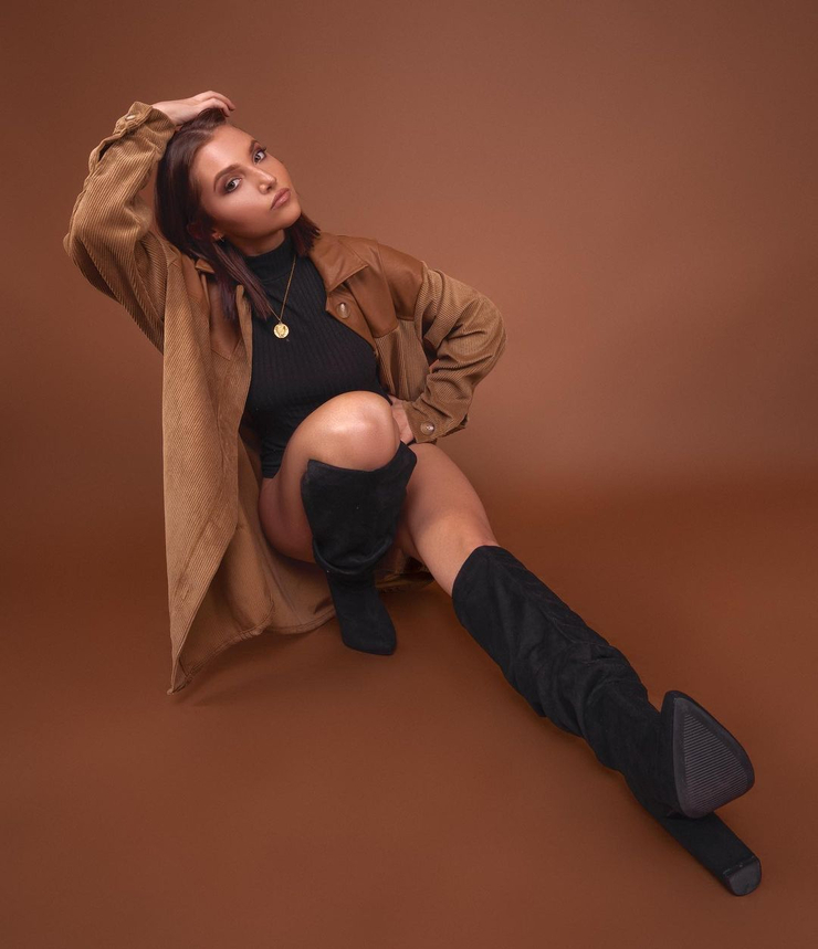 Mia McKenna-Bruce