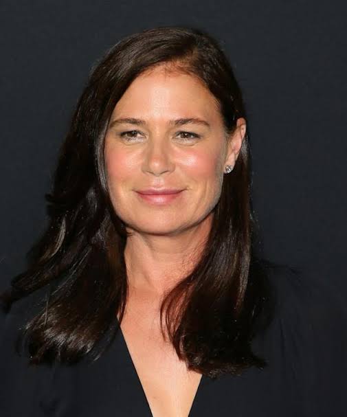 Maura Tierney