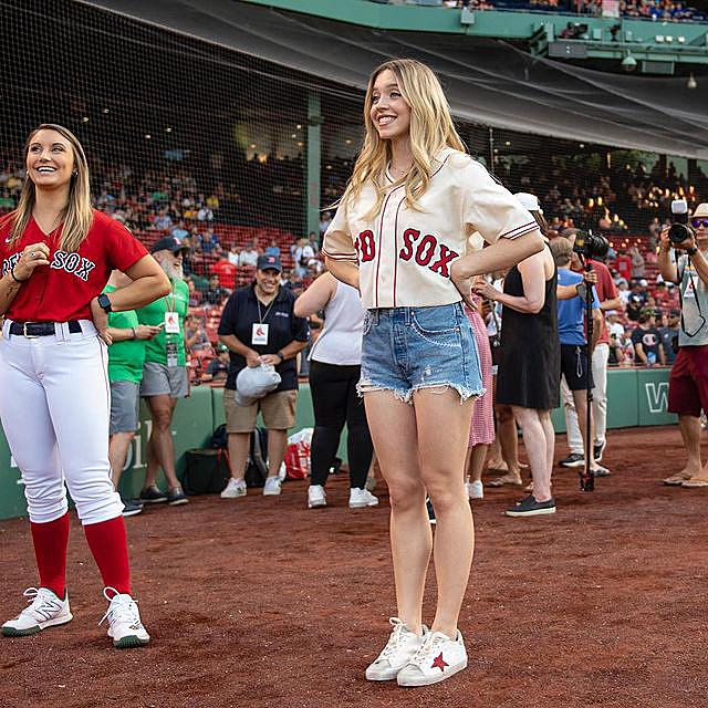Sydney Sweeney Sydney Sweeney