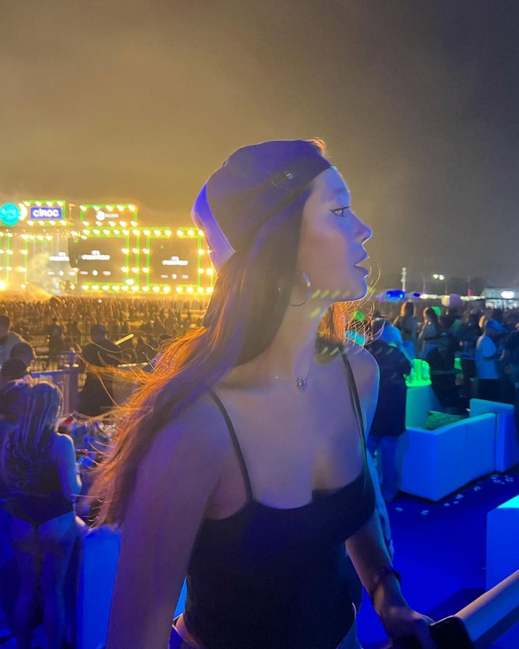 Lily Chee Lily Chee