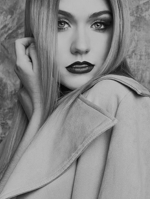 Katherine McNamara Katherine McNamara