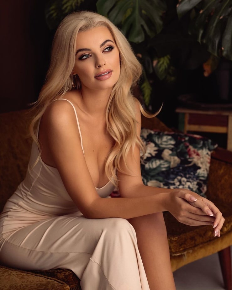 Picture of karolina bielawska