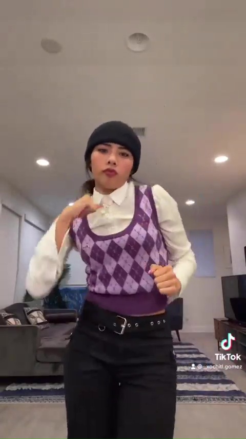 Xochitl Gomez