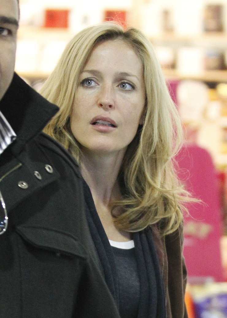 Gillian Anderson