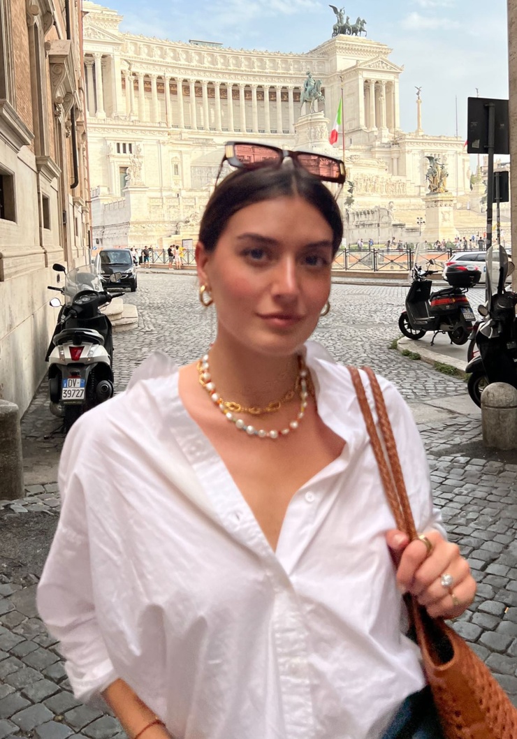 Jessica Clements