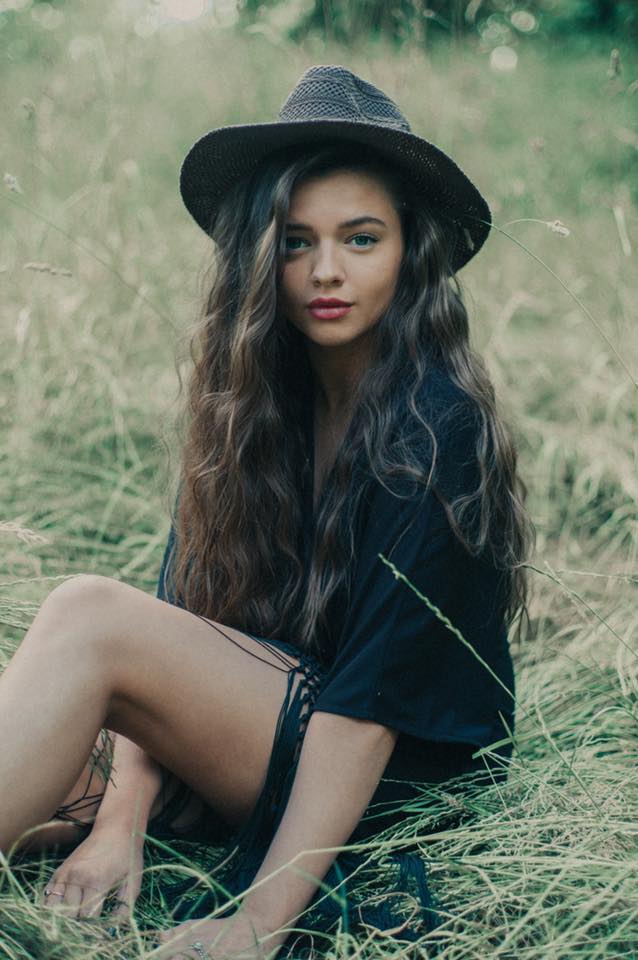 Caitlin-Rose Lacey Caitlin-Rose Lacey