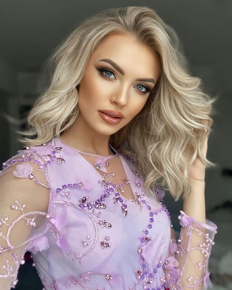 Kristýna Malířová Kristýna Malířová