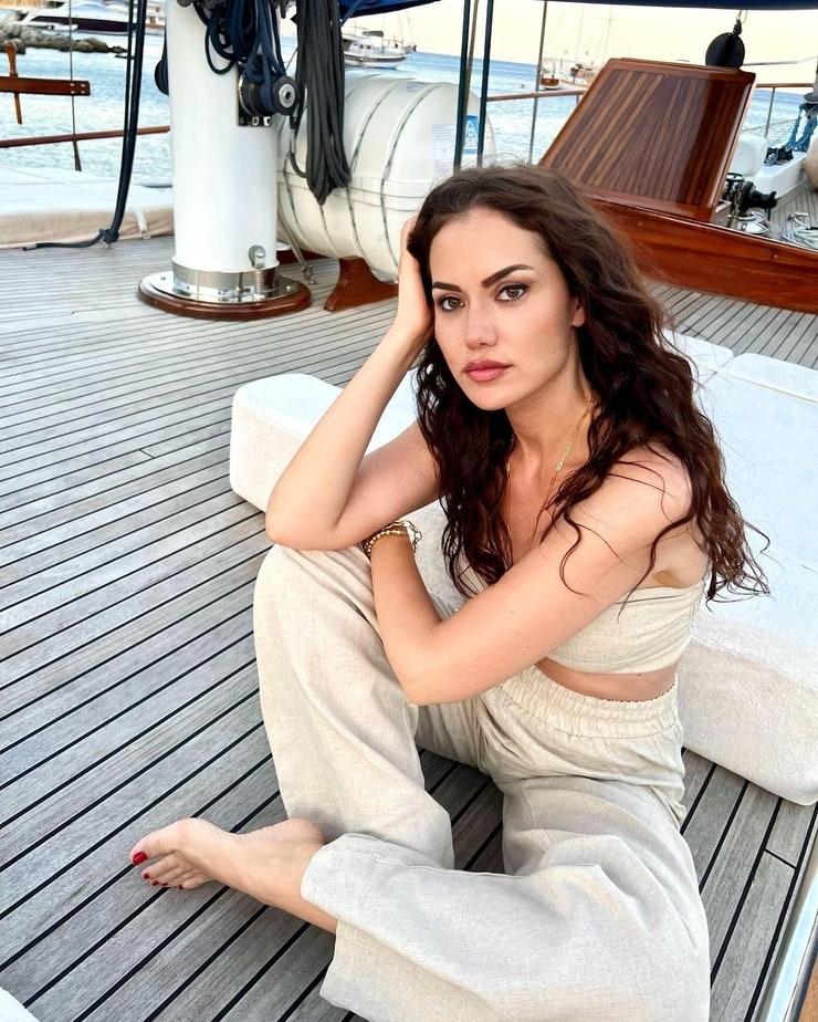 Fahriye Evcen