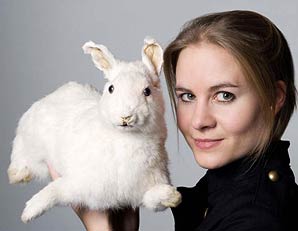 Laura Solon