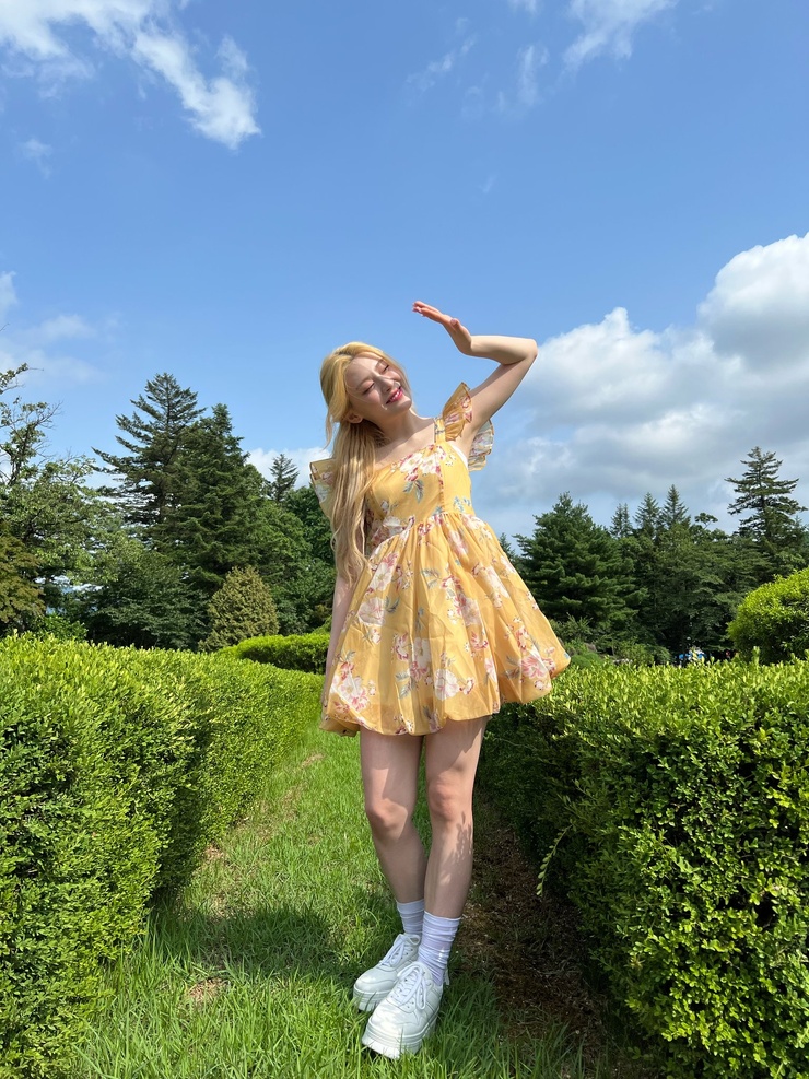Seeun (STAYC)