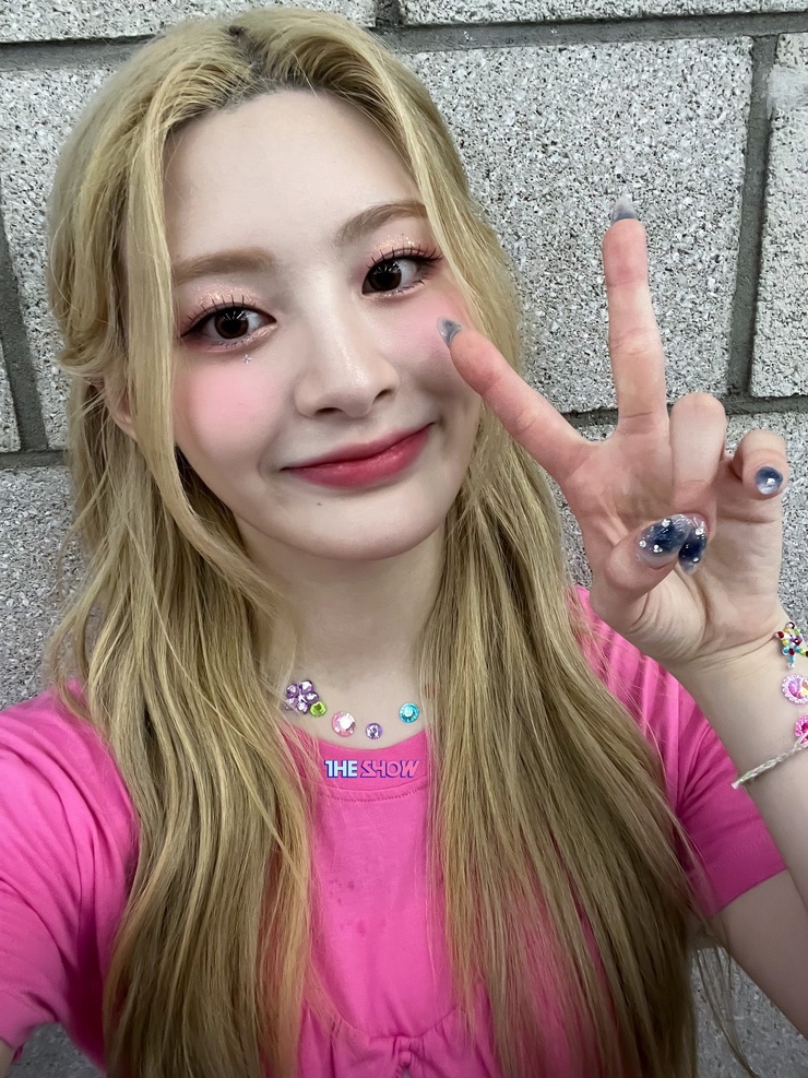 Seeun (STAYC)