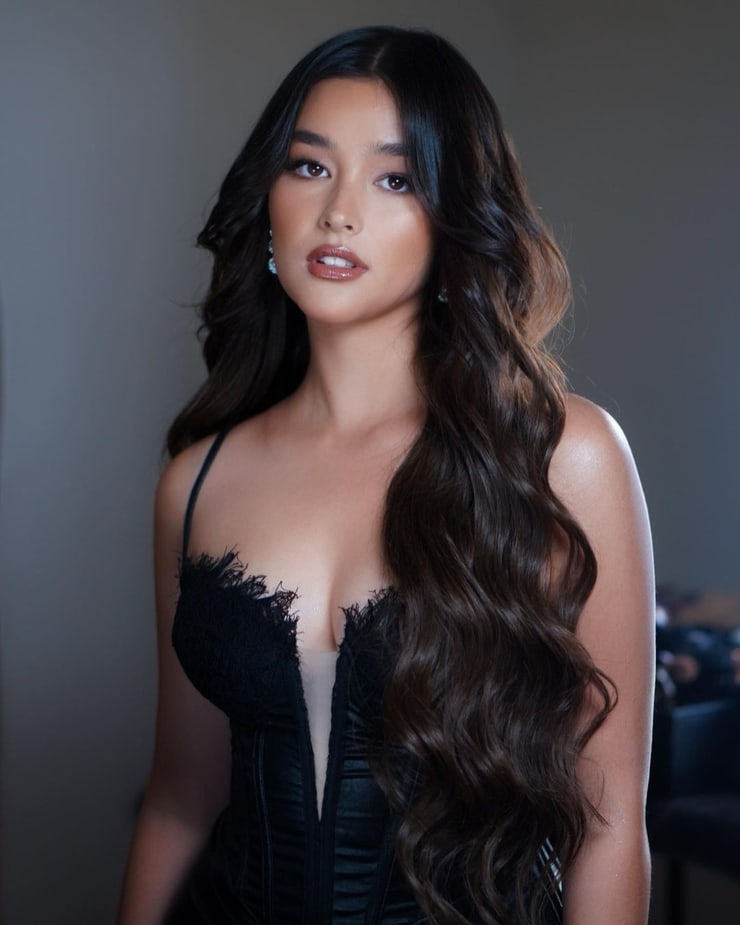 Liza Soberano